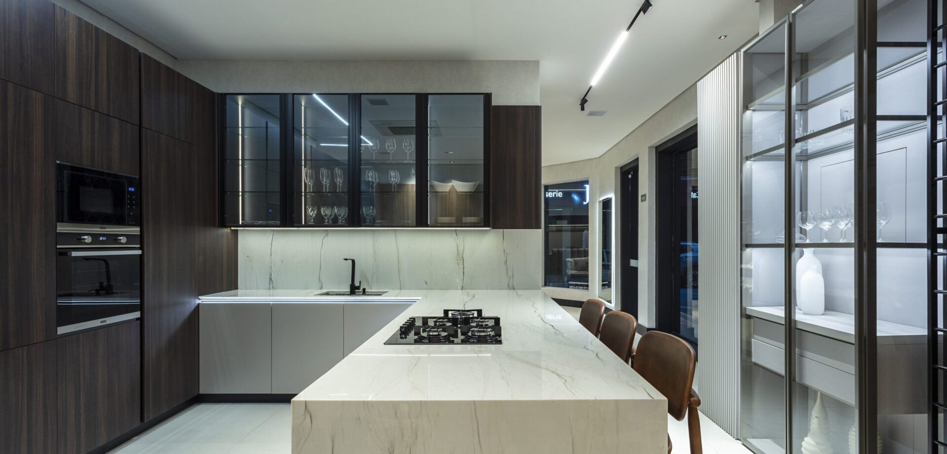 Showroom vezzano planejados armário planejado de alto padrão para cozinha